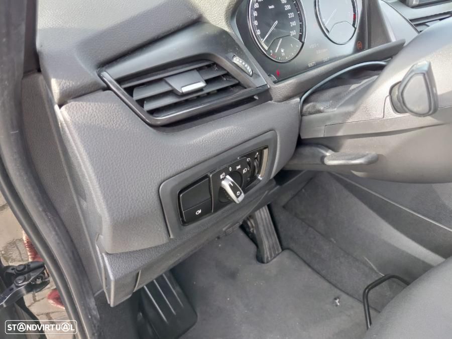 BMW 225xe Active Tourer Advantage - 6