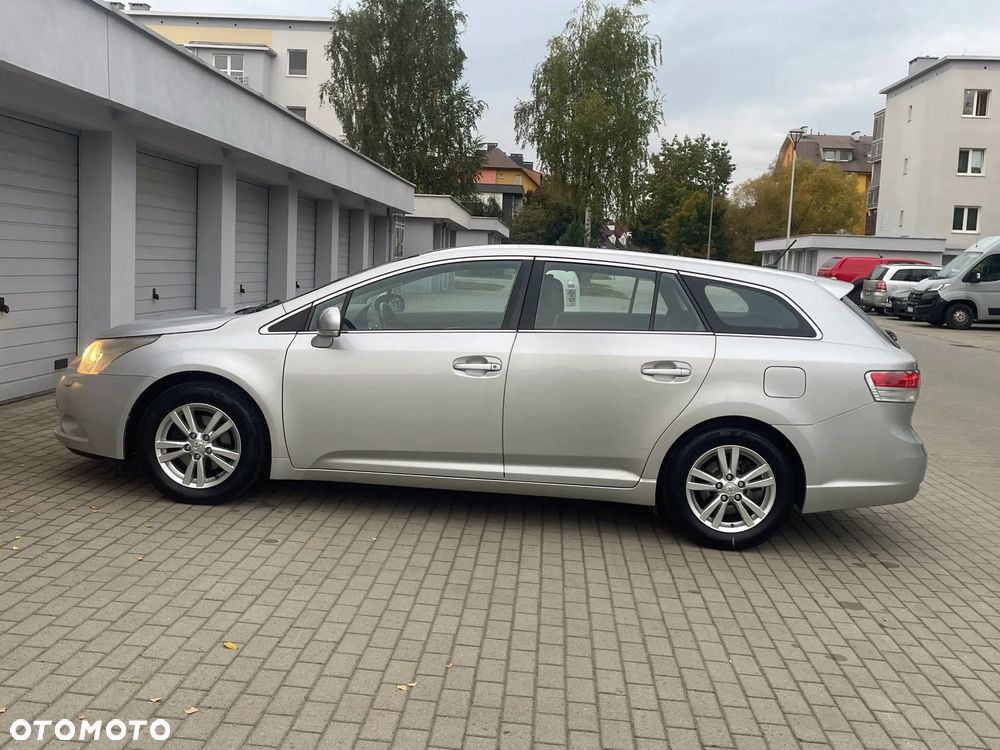 Toyota Avensis Touring Sports 1.8 Edition-S - 22