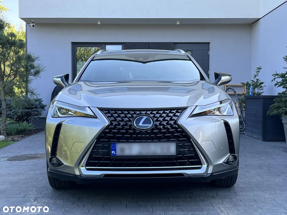 Lexus UX - 3