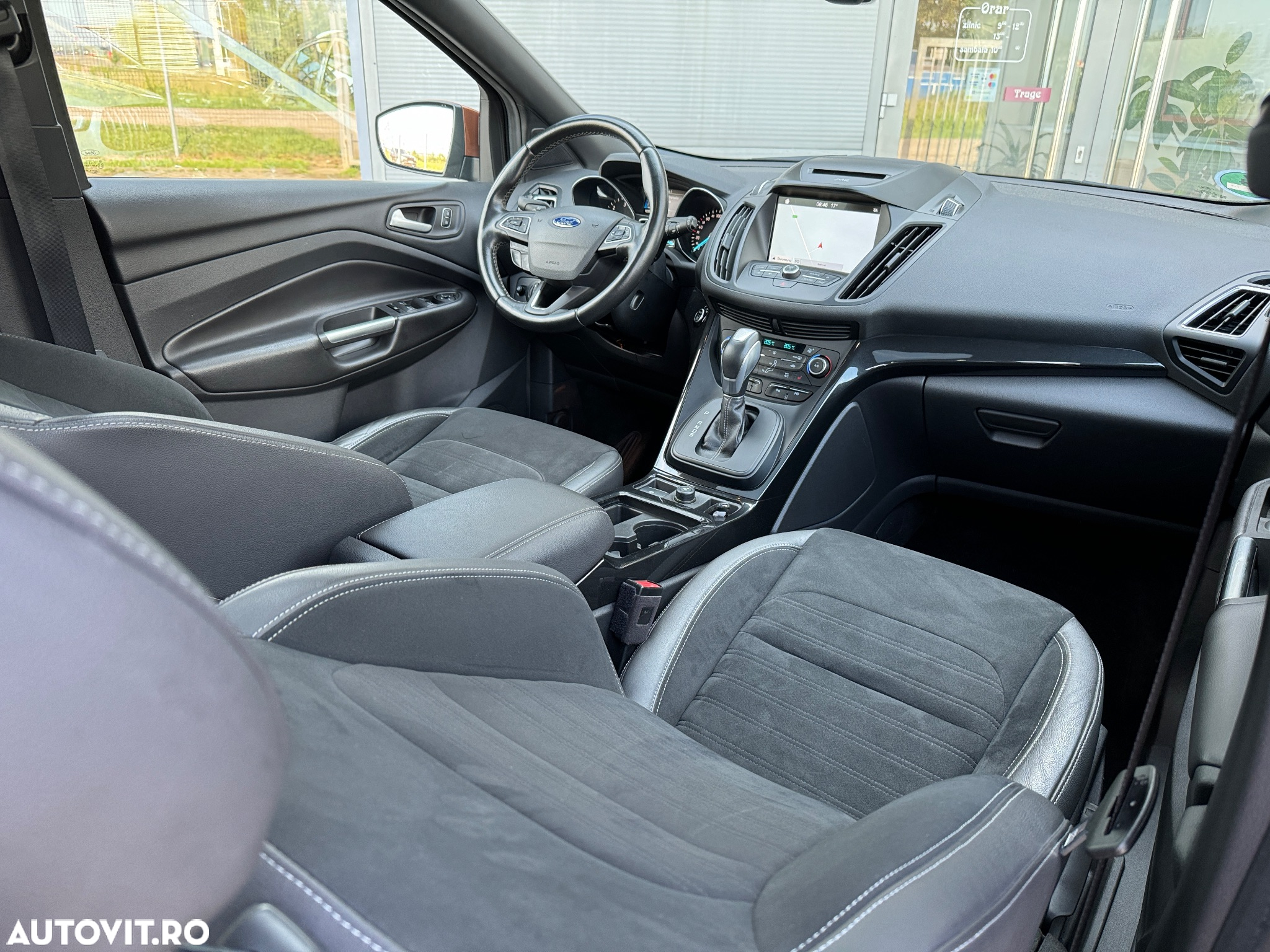 Ford Kuga 2.0 TDCi 4WD Powershift ST-Line - 9