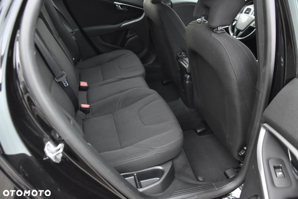 Volvo V40 - 10