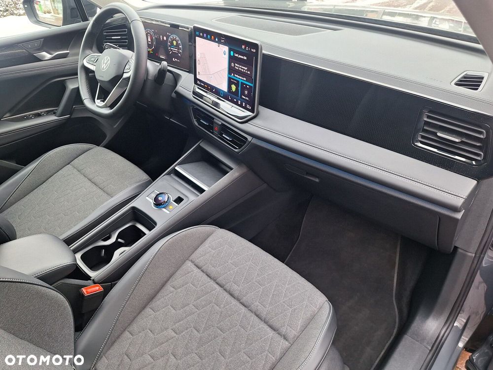 Volkswagen Tiguan - 14