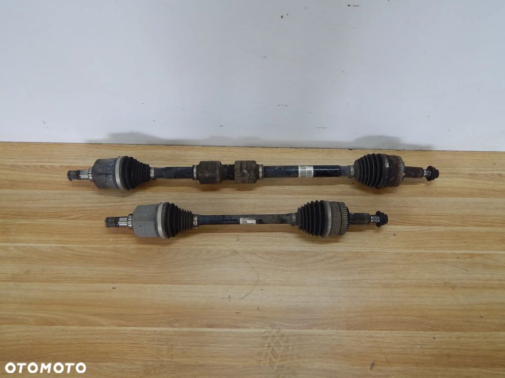 Półoś ośka przegub CRDi Hyundai ix35 IX35 09-15 LIFT 2WD Łuków części