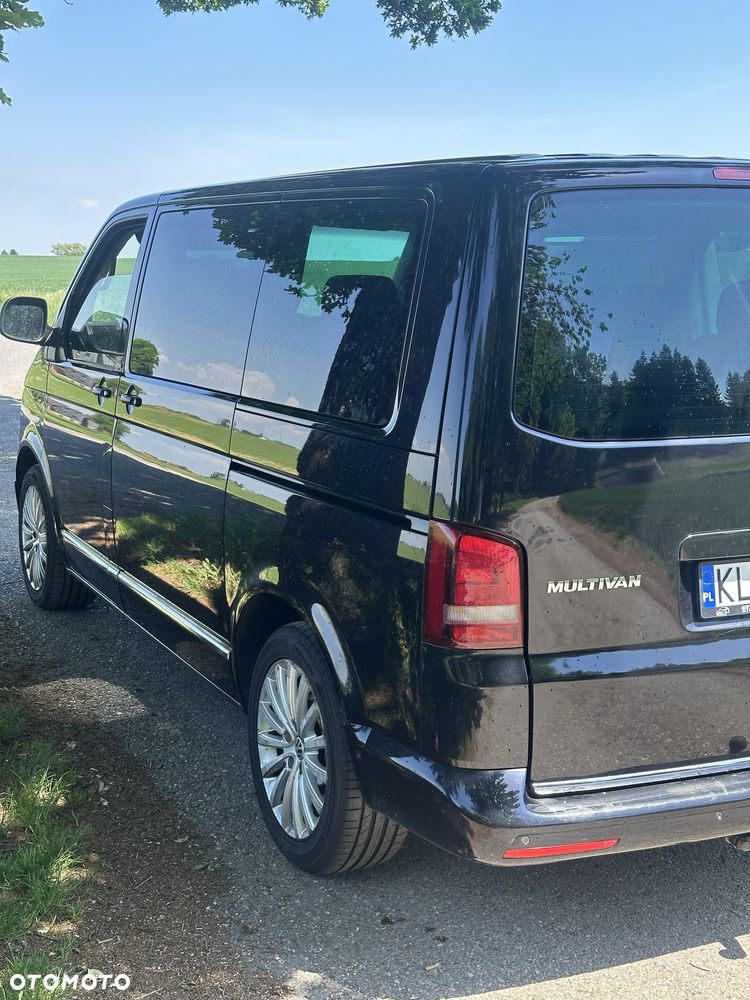 Volkswagen Multivan - 5