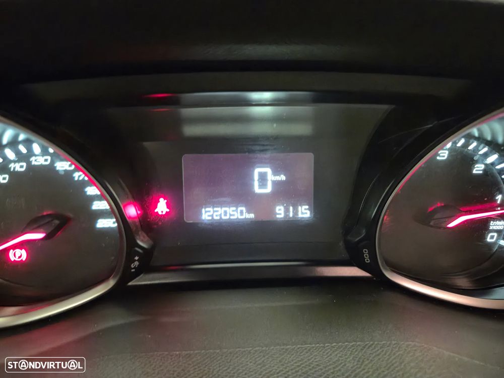 Peugeot 308 SW 1.6 BlueHDi Style - 21