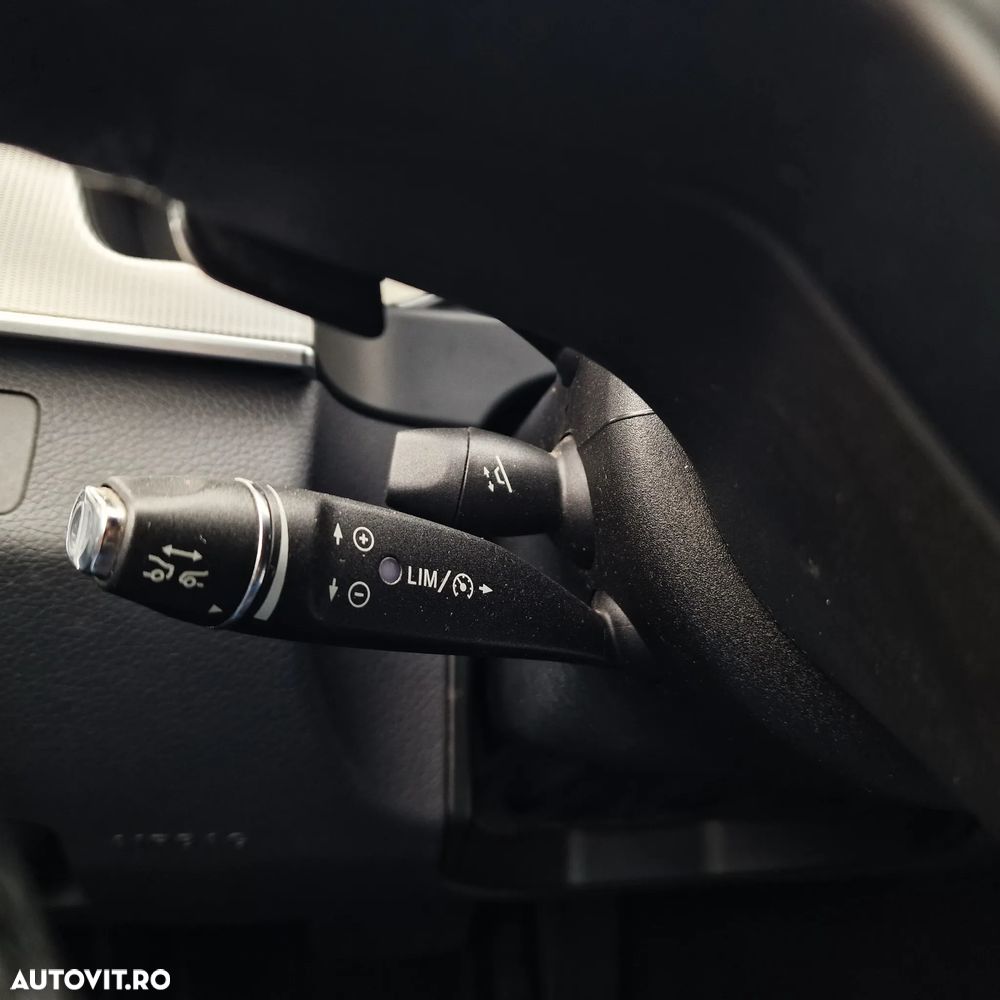 Mercedes-Benz E 250 CDI 4Matic - 29