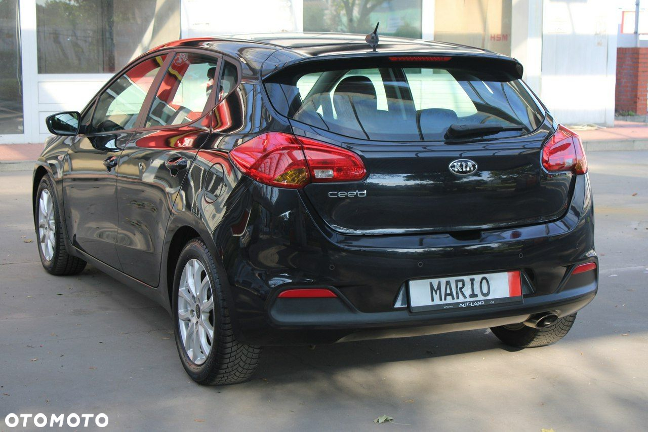 Kia Ceed Cee'd 1.4 L - 5