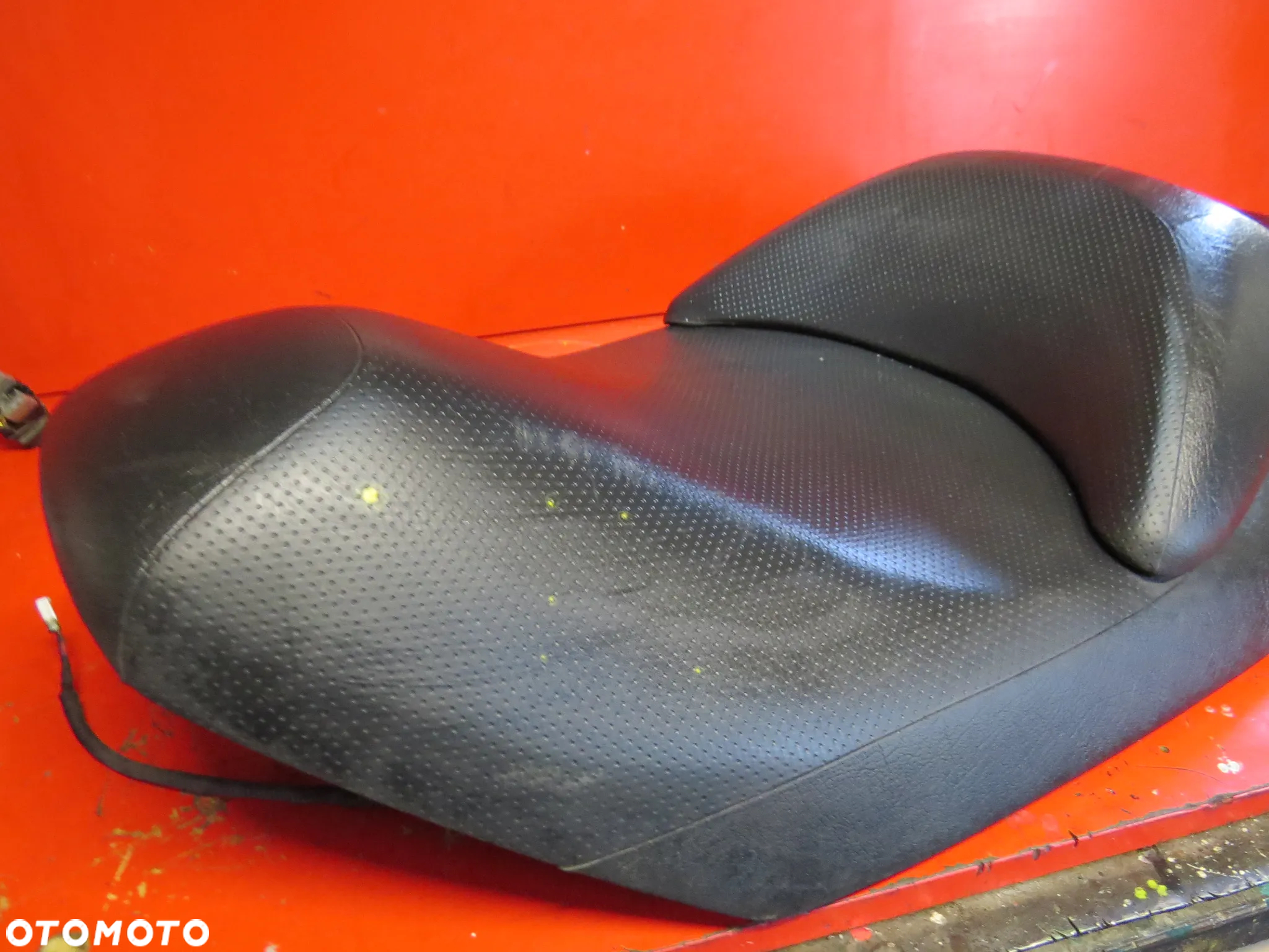 SUZUKI BURGMAN 400 250 07 k7 kanapa siedzenie siodło fotel - 9