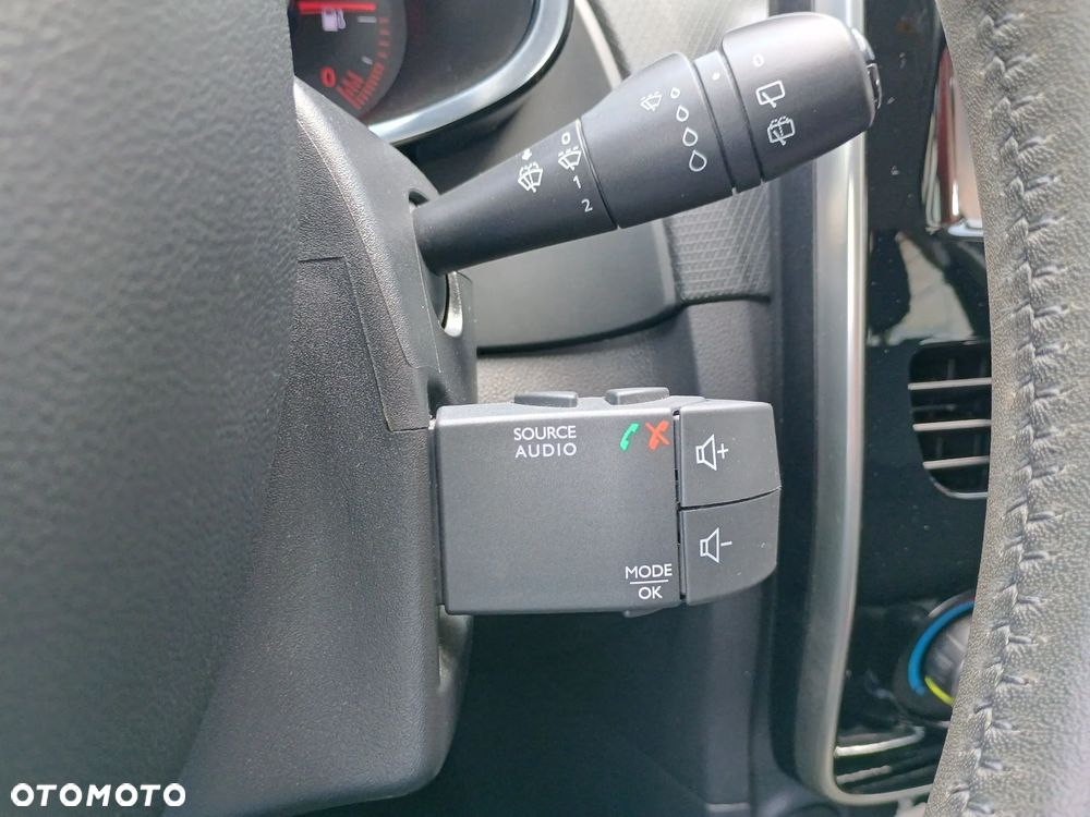 Renault Clio 1.2 Energy TCe Alize EDC EU6 - 19
