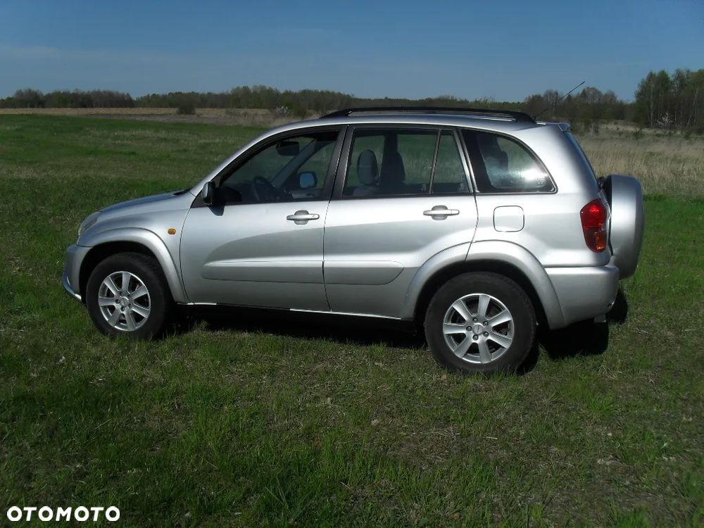 Toyota RAV4 - 14