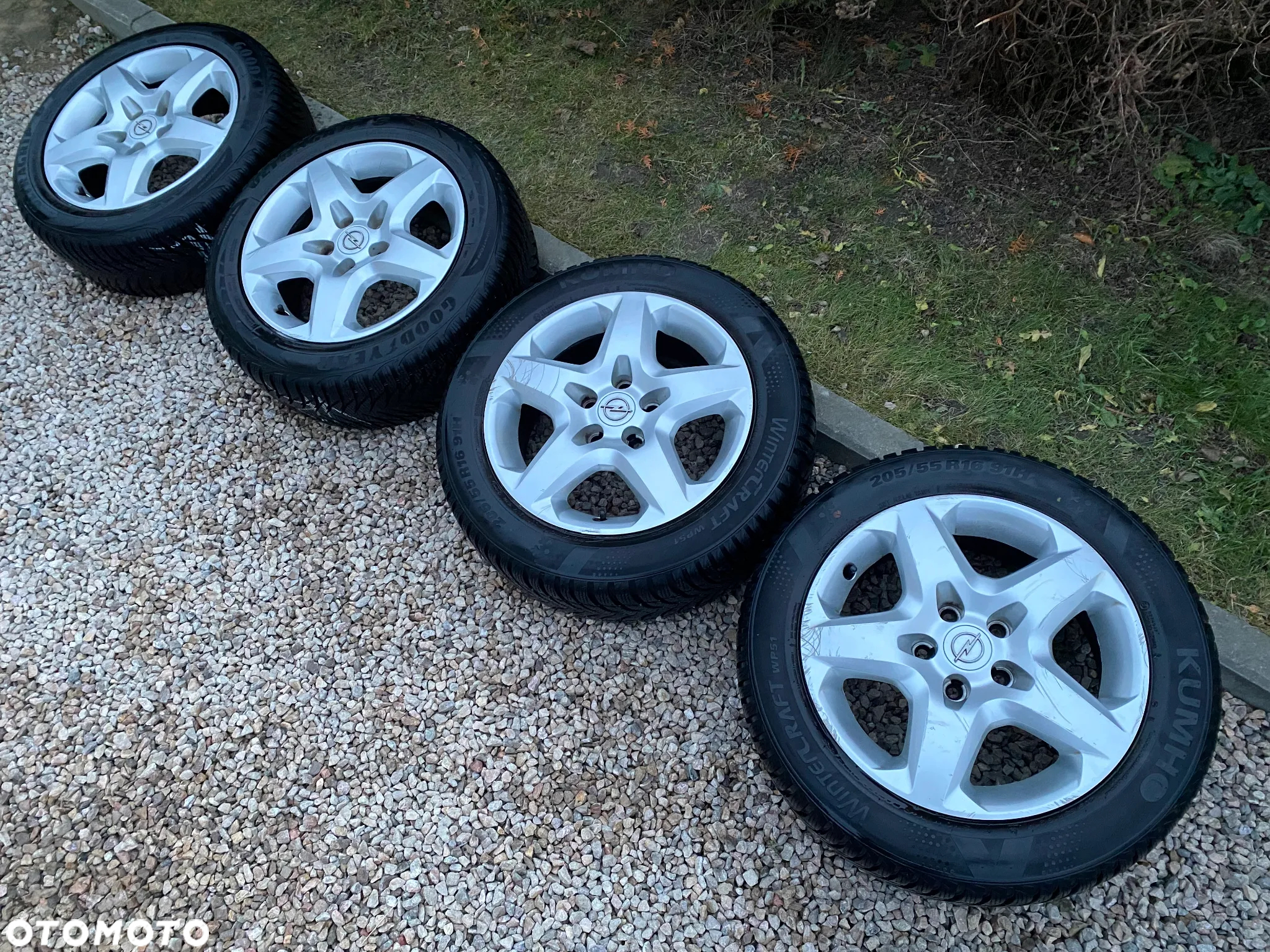 Opel Astra H Zafira Felgi strukturalne z oponami Koła 16" 5X110 6,5Jx16H2 ET39 - 9