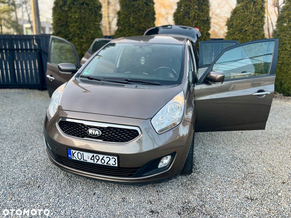 Kia Venga - 11