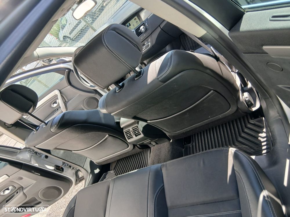 Renault Laguna Break 2.0 dCi GT 4Control - 35