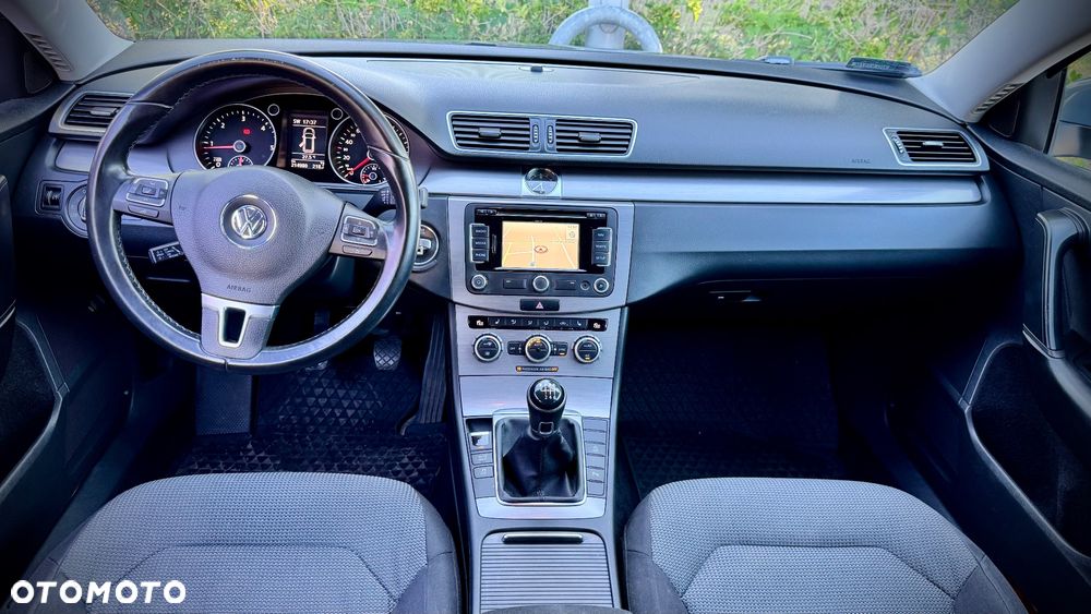 Volkswagen Passat Variant 2.0 TDI BlueMotion Technology Comfortline - 9