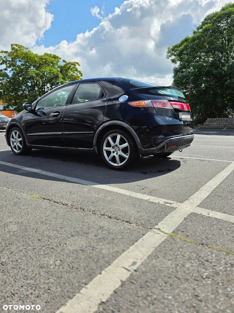 Honda Civic 1.8i-VTEC Comfort - 3