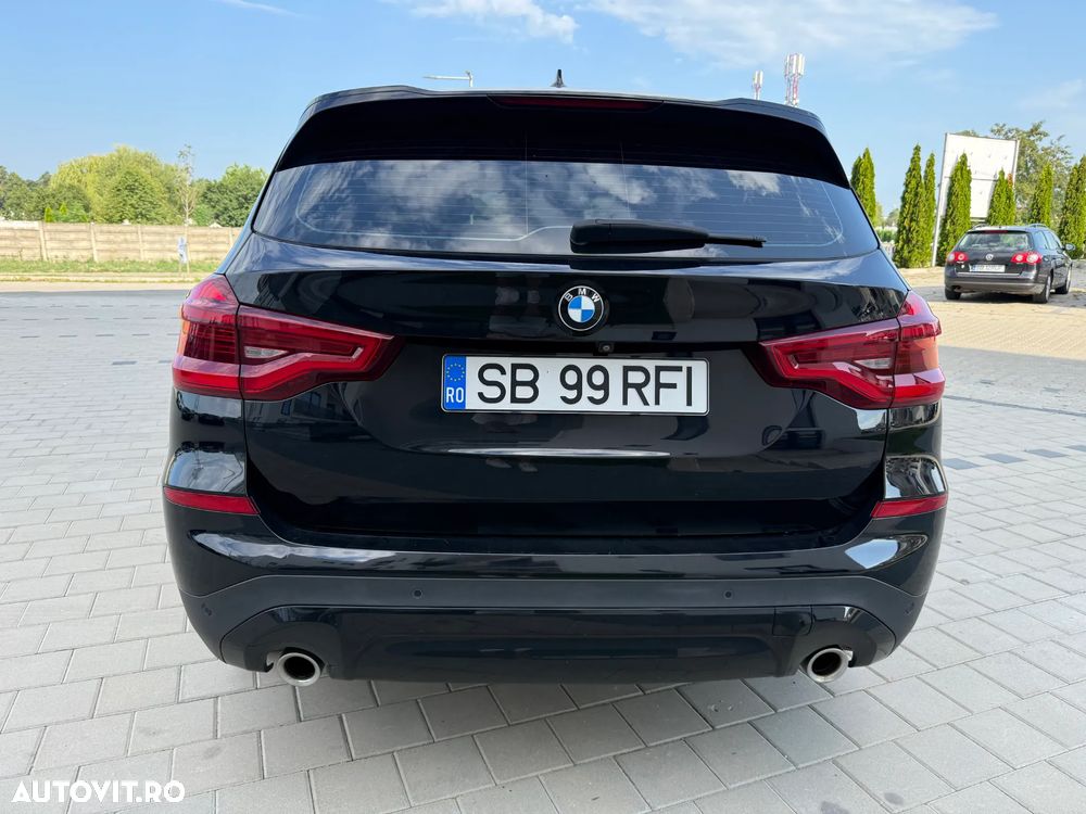 BMW X3 xDrive20d AT Luxury Line - 29