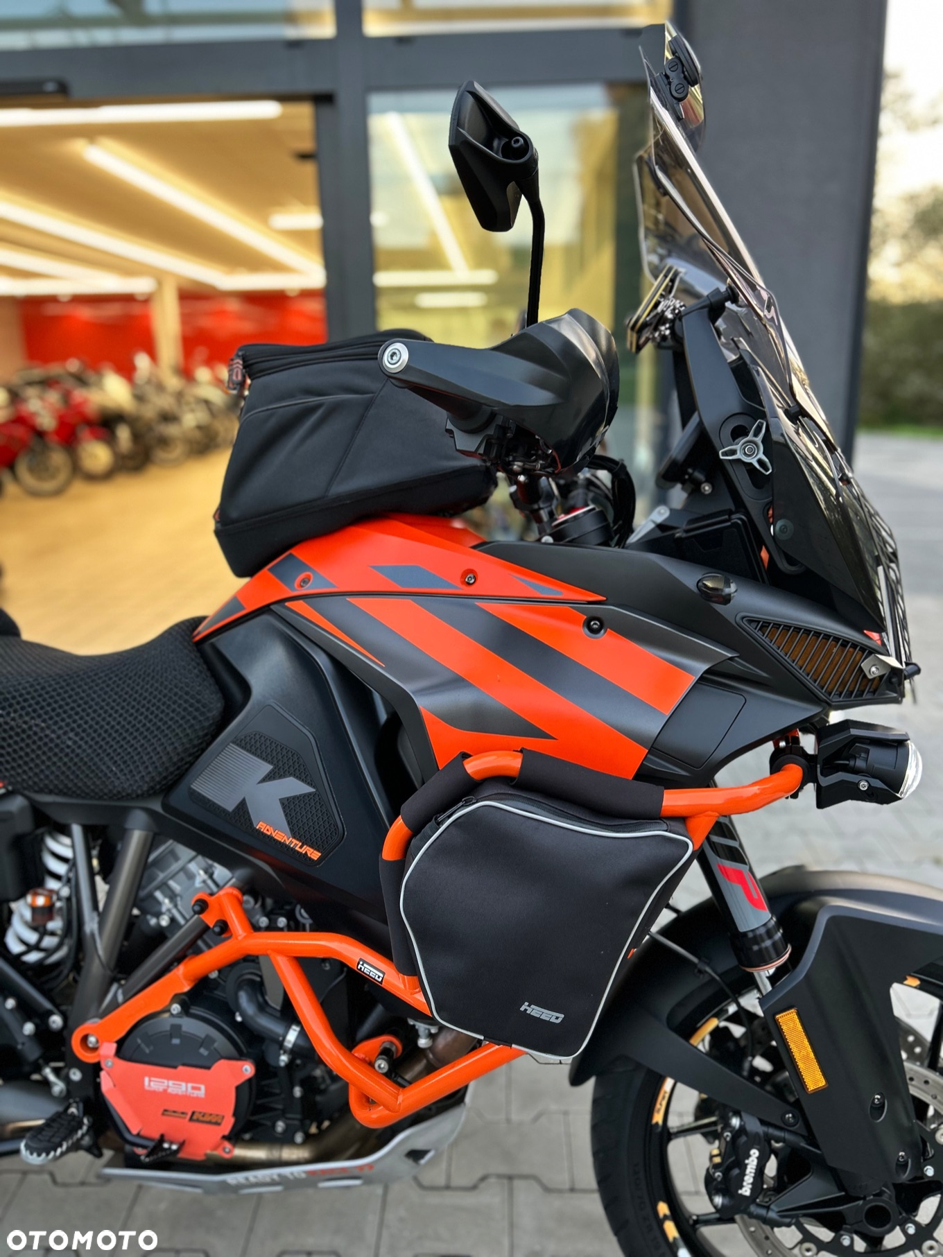 KTM Adventure - 12