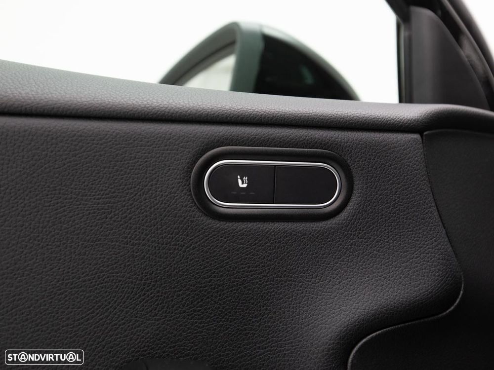 Mercedes-Benz A 250 e - 15