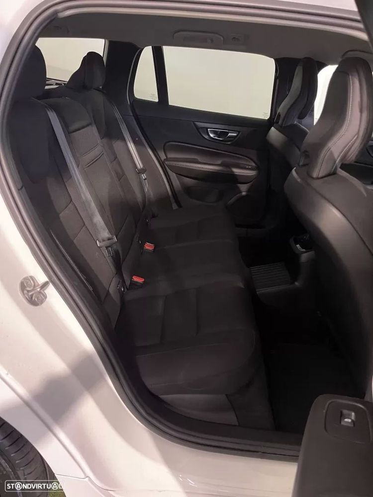 Volvo V60 2.0 T6 AWD TE Inscription - 19