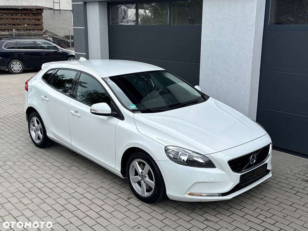 Volvo V40 D3 - 11