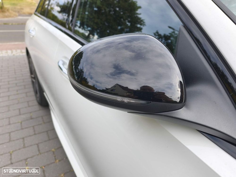 Mercedes-Benz C 300 e AMG Line - 9