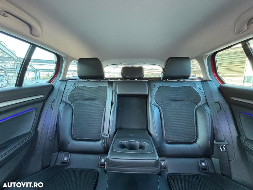 Renault Megane ENERGY dCi 110 Start & Stop Bose Edition - 12