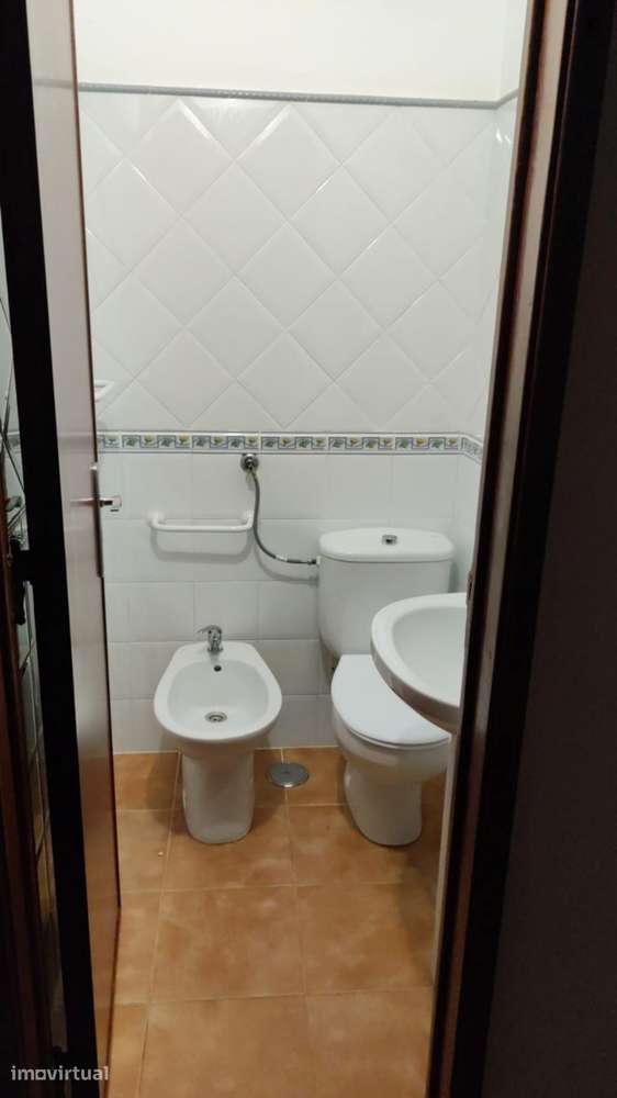 Quarto - localizado em Setubal - Grande imagem: 4/7