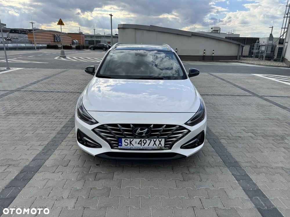 Hyundai i30 1.5 T-GDI 48V Executive DCT - 2