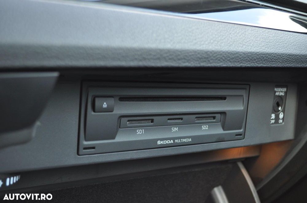 Skoda Superb 2.0 TDI DSG 4X4 Laurin & Klement - 35