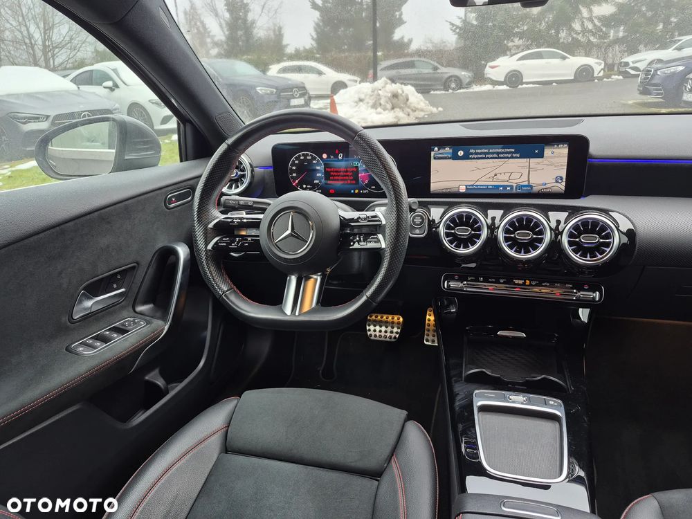 Mercedes-Benz Klasa A 200 AMG Line 7G-DCT - 17