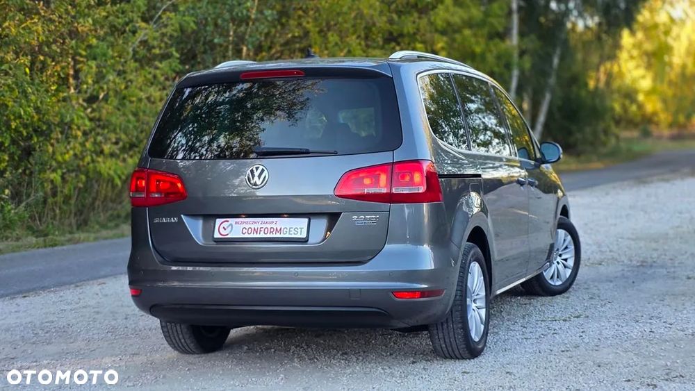 Volkswagen Sharan 2011 photo 2