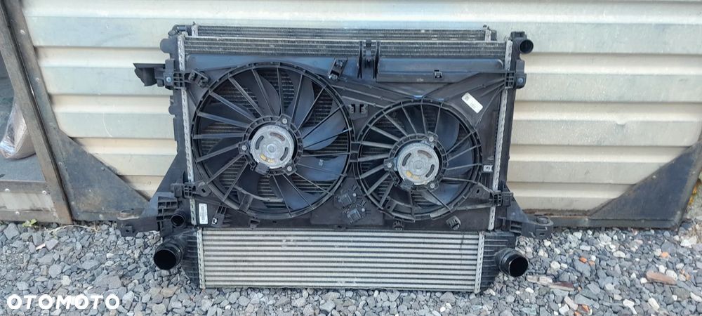KOMPLET CHŁODNIC WENTYLATOR MASTER III LIFT IV 2.3DCI 2022 ROK - 3