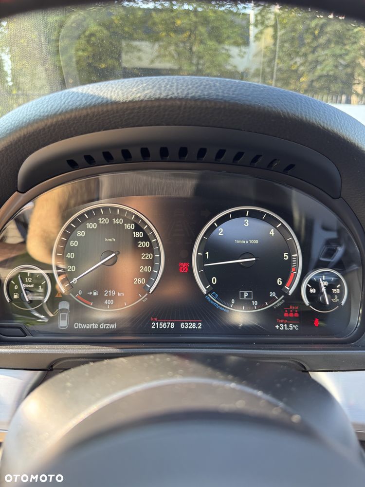 BMW Seria 5 530d xDrive - 21