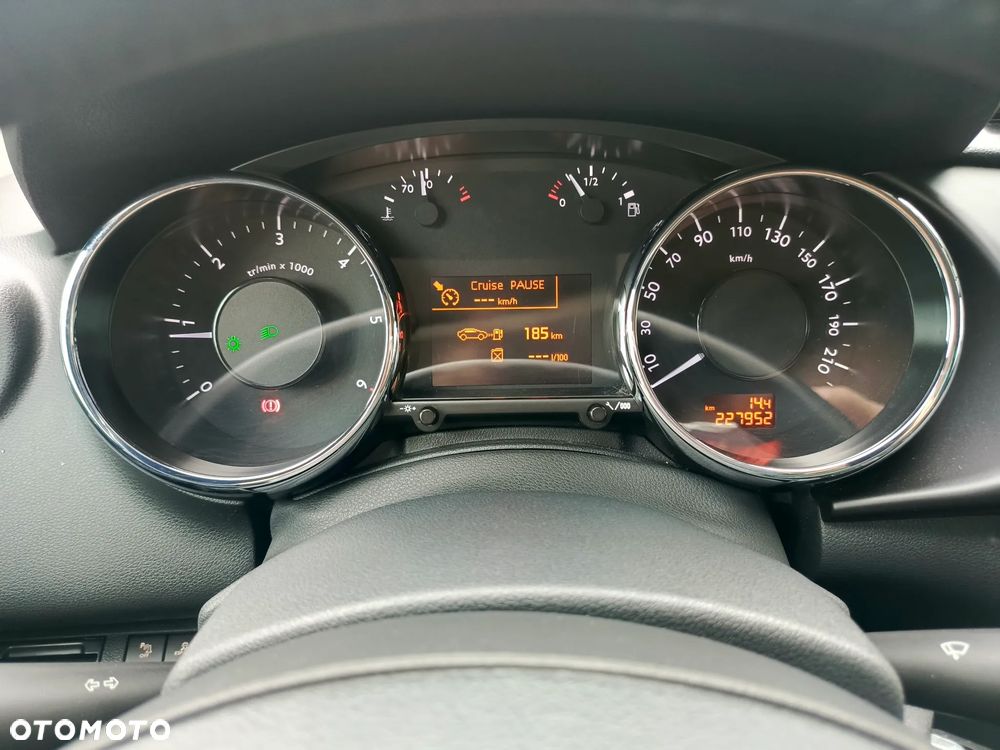 Peugeot 3008 1.6 HDi Premium - 18