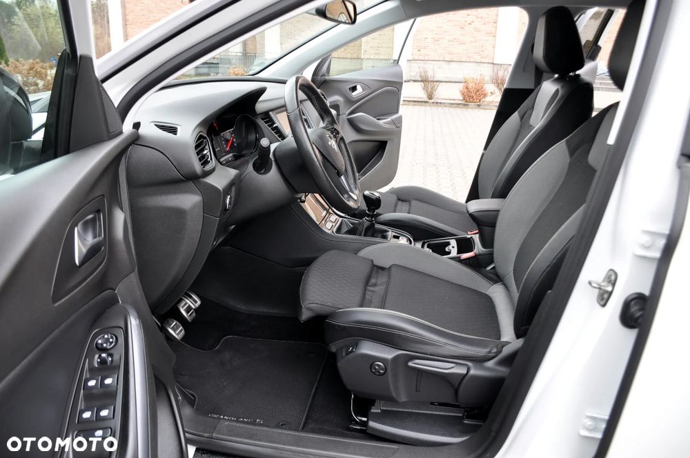 Opel Grandland X 1.5 D Start/Stop INNOVATION - 21