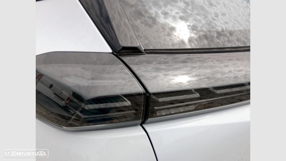 Peugeot e-2008 54 kWh Active - 10