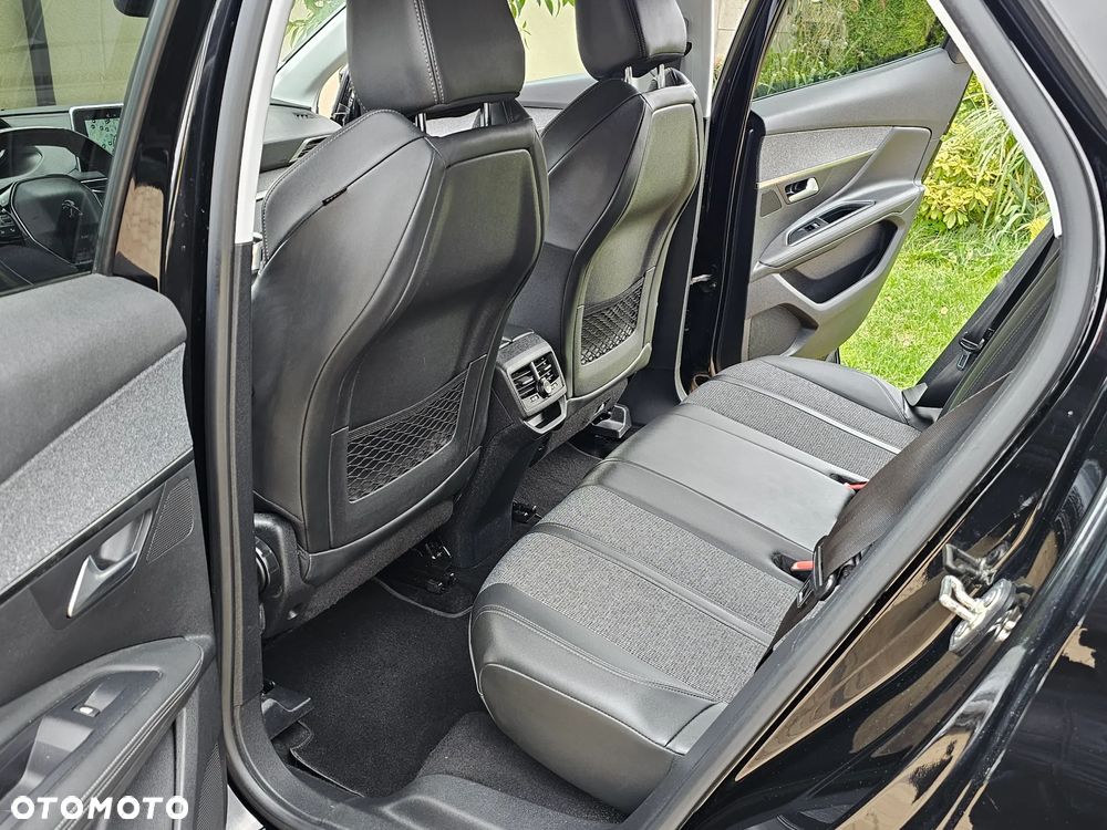 Peugeot 3008 1.5 BlueHDi Allure Pack S&S - 28