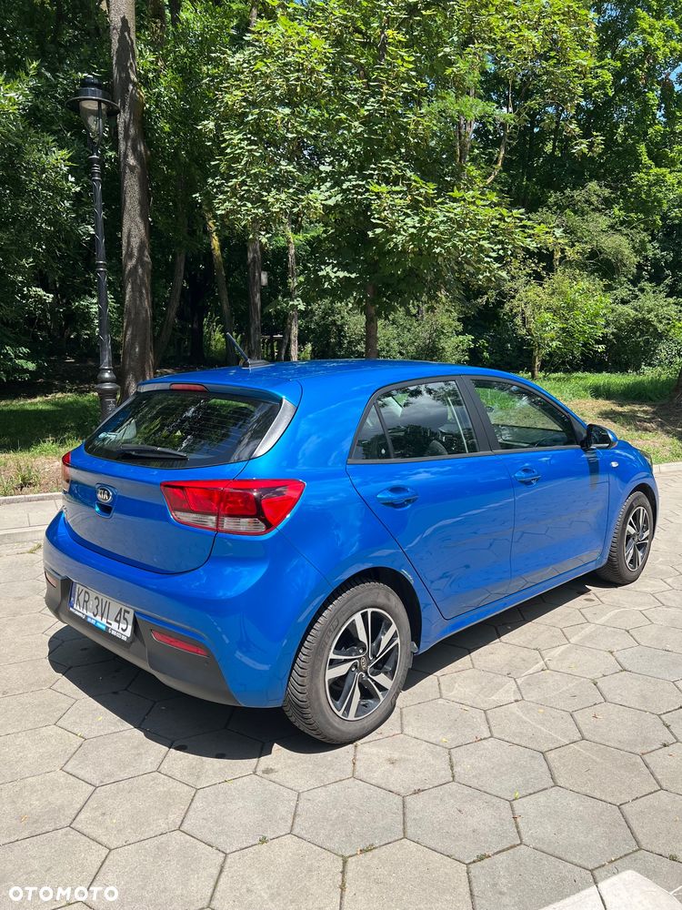 Kia Rio 1.2 M - 8