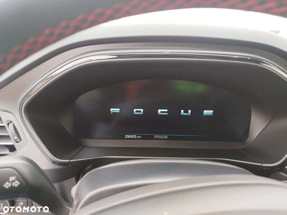 Ford Focus 1.5 EcoBoost ST-Line - 10