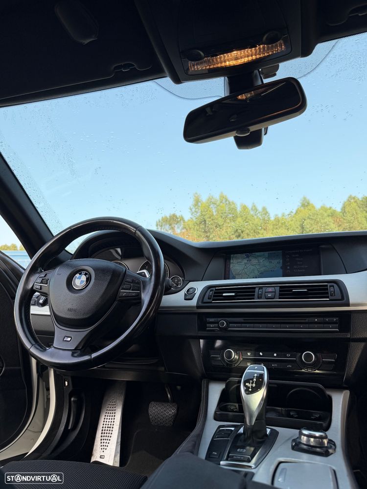 BMW 525 d Pack M Auto - 11
