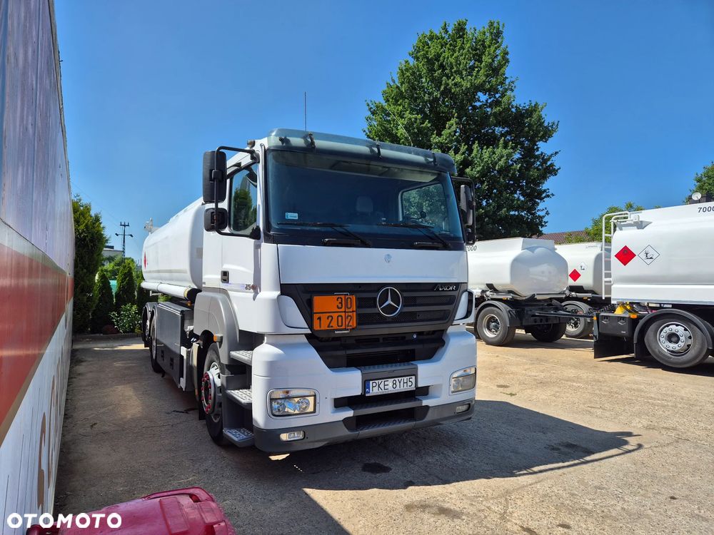 Mercedes-Benz AXOR - 2