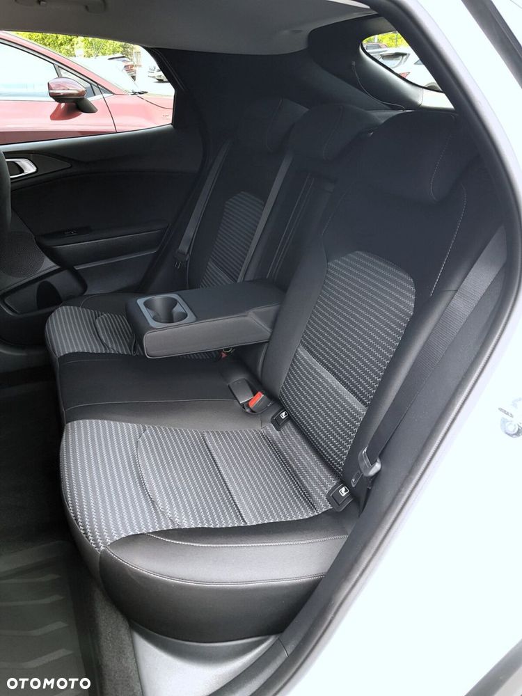 Kia XCeed 1.6 T-GDI M DCT - 28