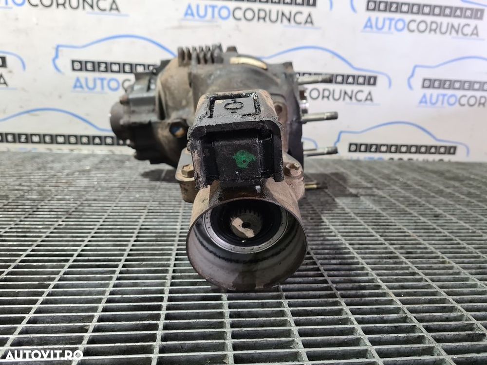 Cutie de Tranfer Grup Fata Toyota RAV 4 II 2.0 D 2000 - 2006 116CP Manuala 5 Trepte 1CD ... - 2