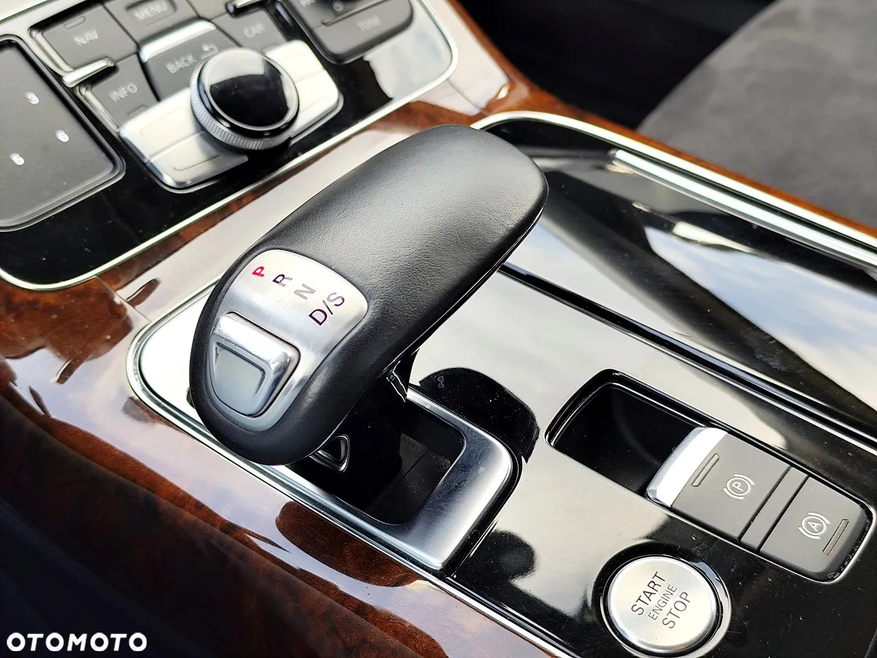 Audi A8 3.0 TDI Quattro - 23