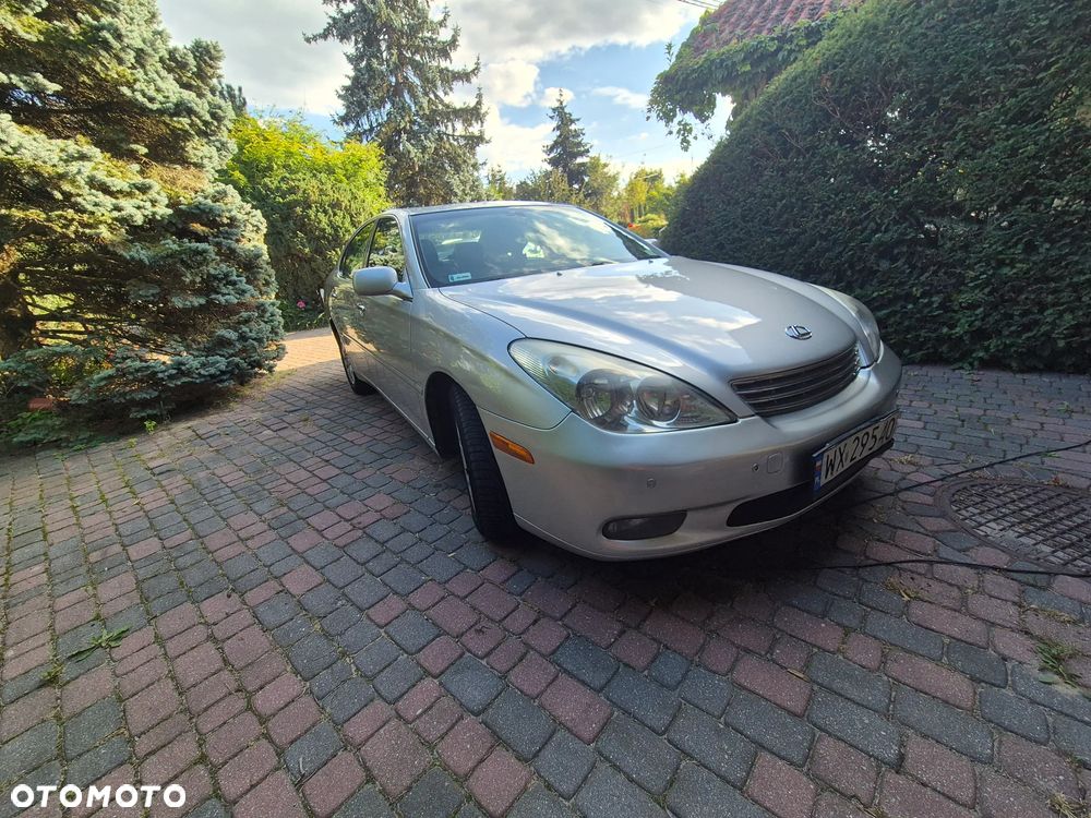 Lexus ES Standard - 13