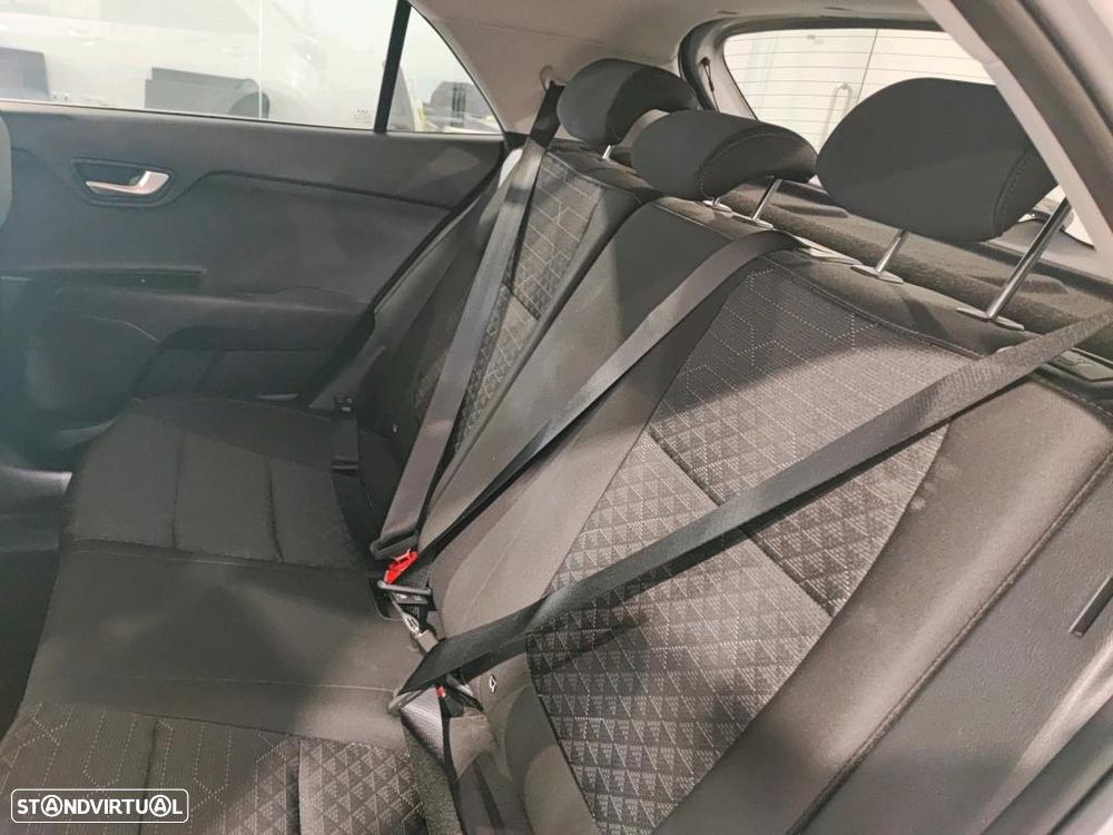 Kia Rio 1.2 CVVT Dynamic - 8