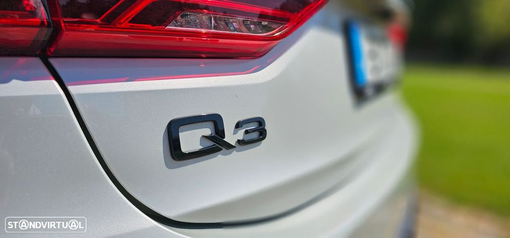 Audi Q3 Sportback 45 TFSIe S line S tronic - 4