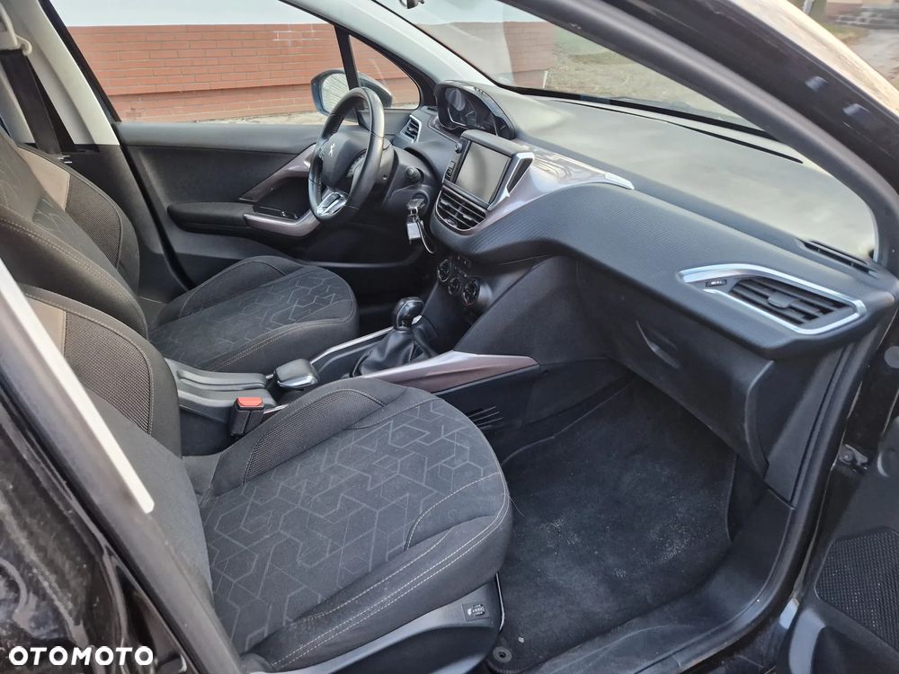 Peugeot 2008 e-HDi FAP 92 STOP & START Allure - 8
