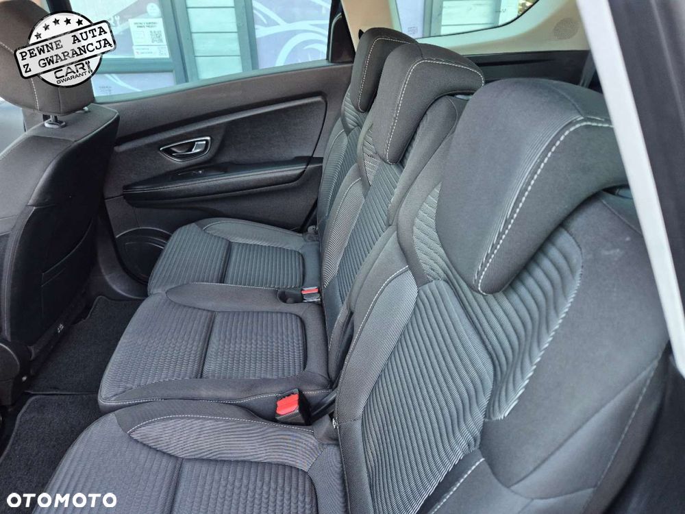 Renault Grand Scenic - 16