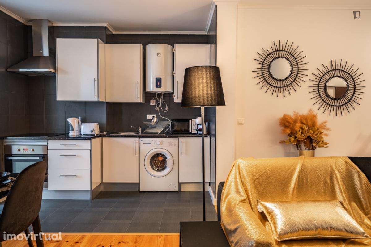 Apartamento com 2 quartos - localizado em Arroios Lisbon - Grande imagem: 2/23